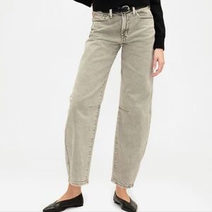 GAP Barrel Light Grey Relaxed Jeans Size 27 High Rise Barrel Jeans